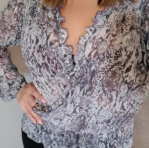Women's Guess Snake Blouse